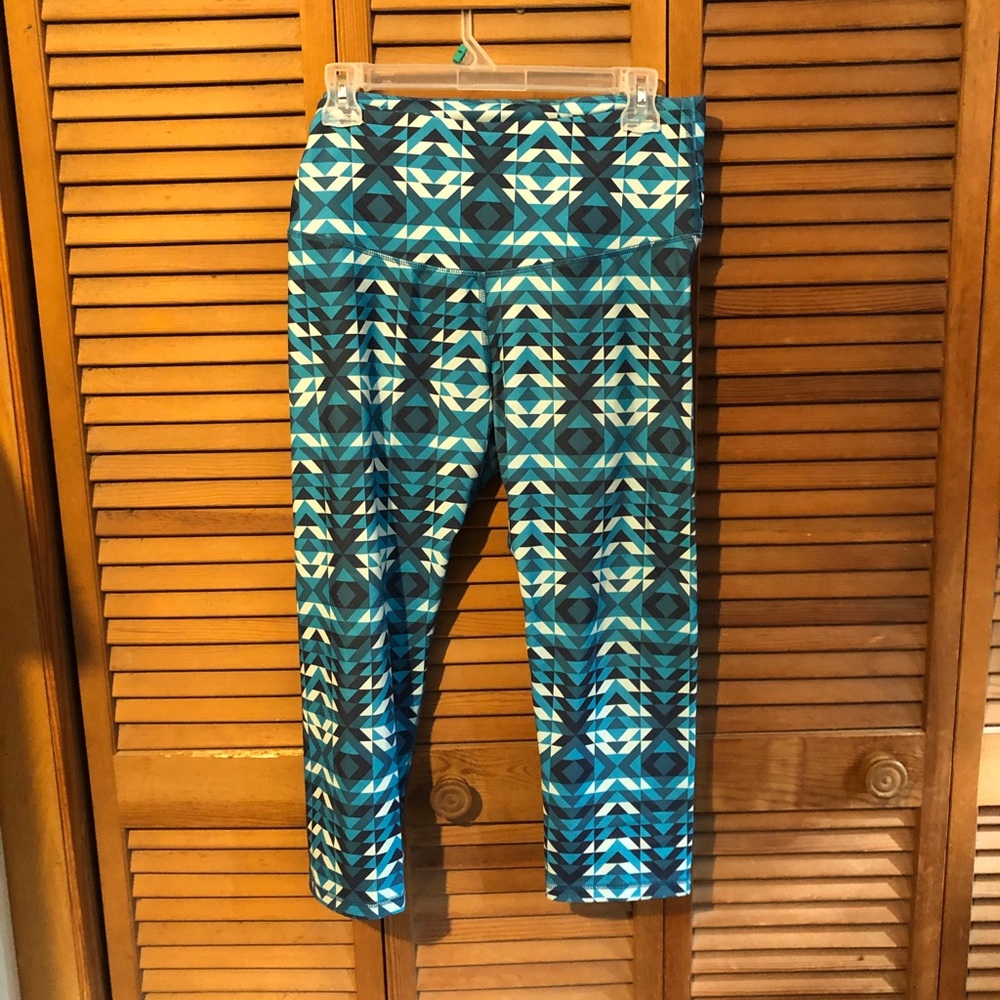 Old navy capri leggings active